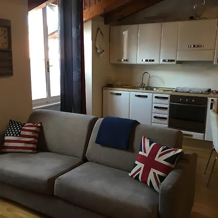 Apartment 1652 Torno