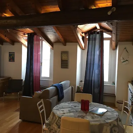 Apartment 1652 Torno