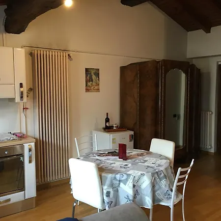 1652 Torno