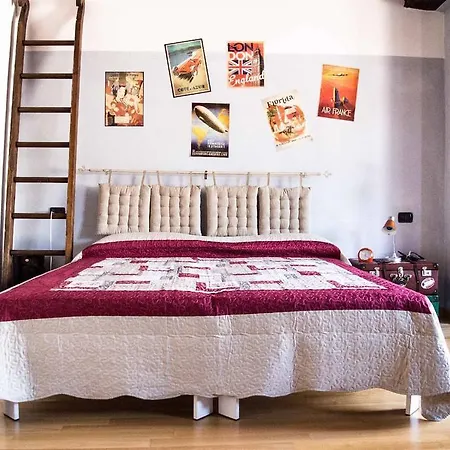 1652 Apartment Torno