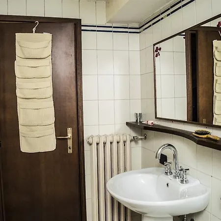 1652 Apartment *